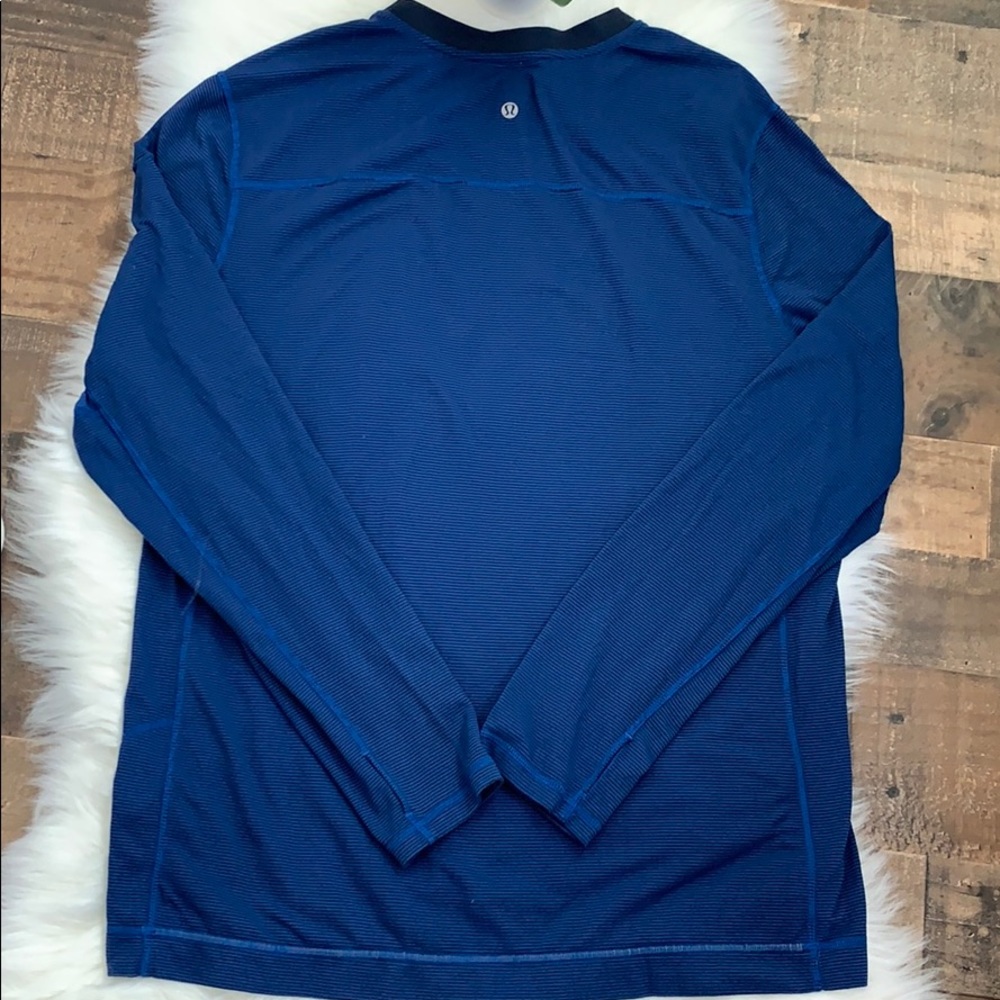 Lulu Lemon Men Blue Striped Long Sleeve Size XL